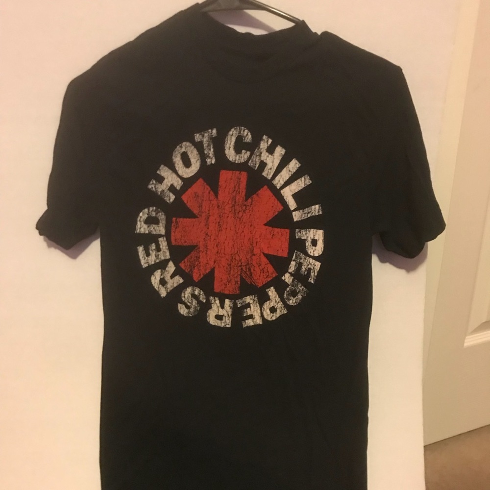 Red Hot Chili Peppers top